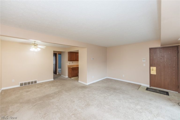 3265 Mayfield Road #29, Cleveland Heights, OH - Photo 5