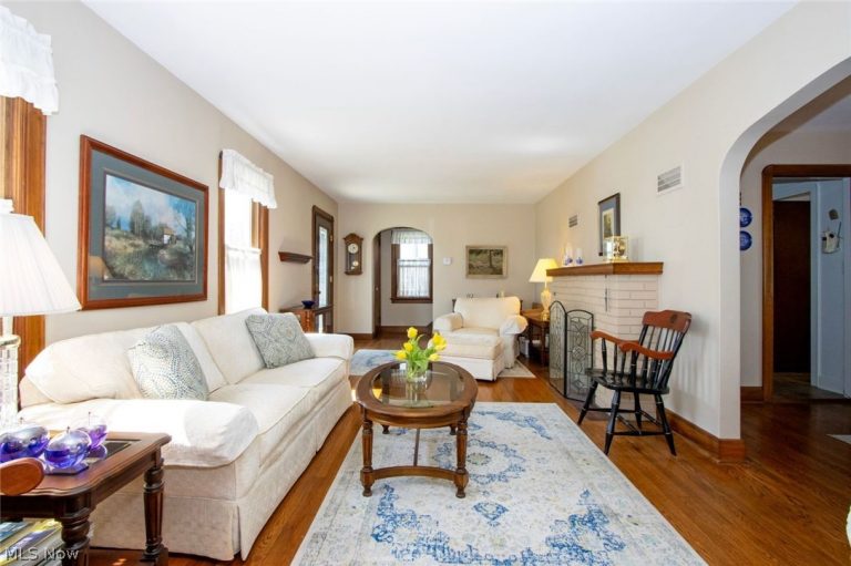 606 Wayne Avenue, Wooster, OH - Photo 2