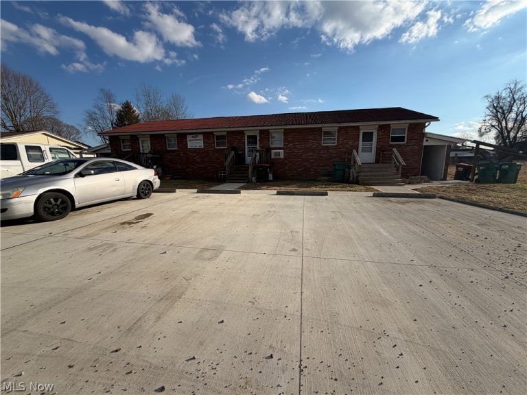 91 5th Street, Frazeysburg, OH, 43822