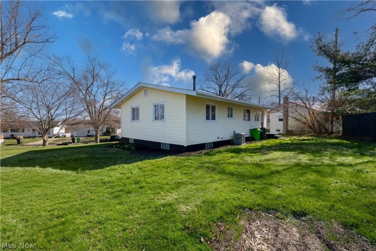 2119 Alden Avenue, Massillon, OH - Photo 8