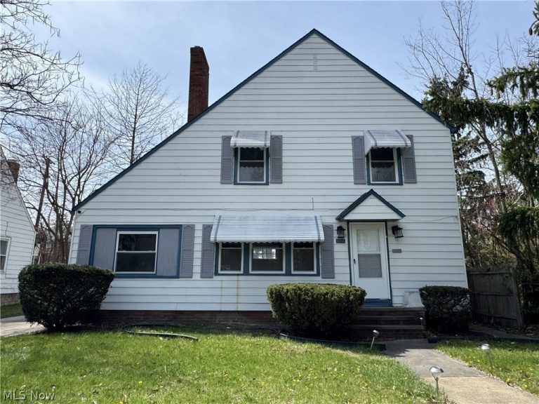 888 Medford Road, Cleveland Heights, OH, 44121