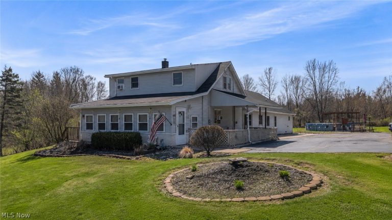 15064 River Road, Columbia Station, OH, 44028