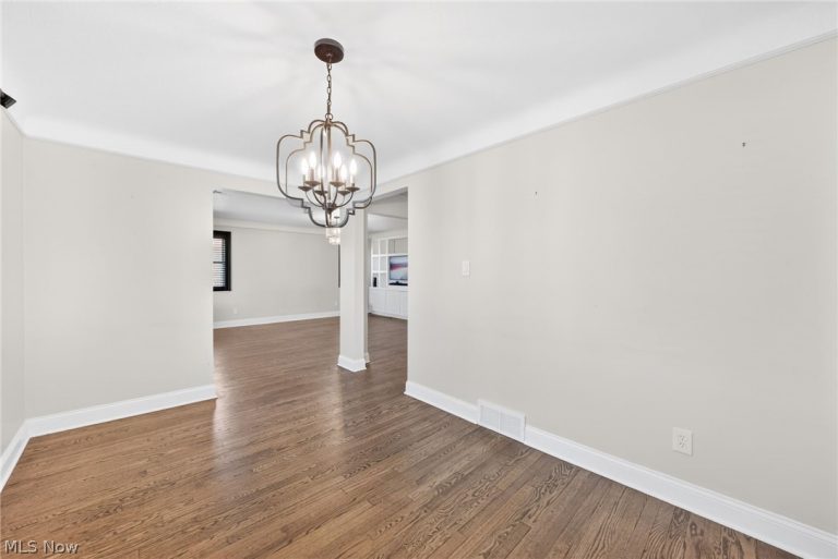 3105 155th Street, Cleveland, OH - Photo 6