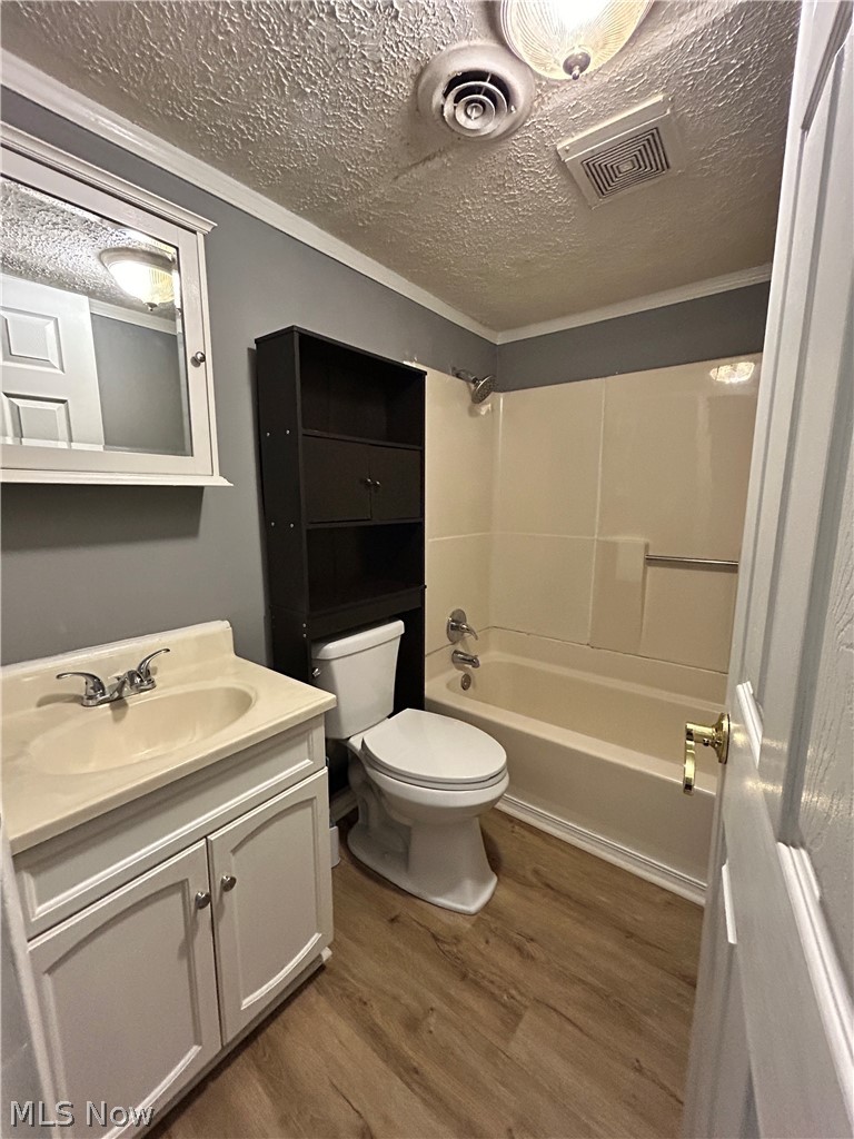 365 12th Street #3, Weirton, WV - Photo 6