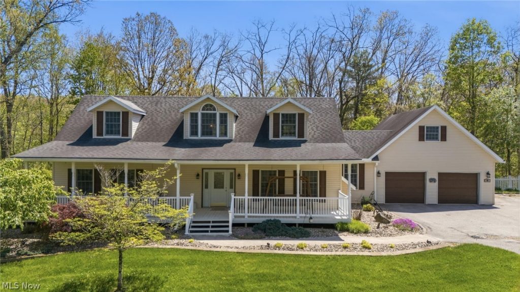 40 Whitetail Drive, Parkersburg, WV