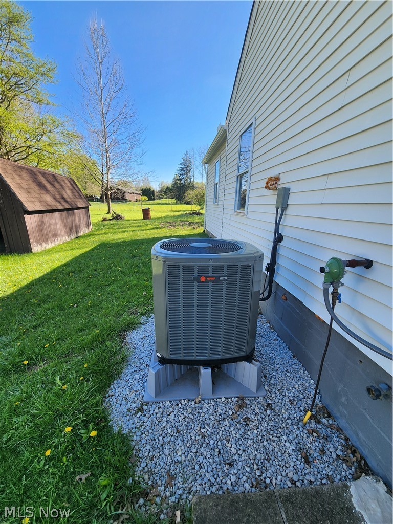 3257 Hillcrest Drive, Norton, OH - Photo 4