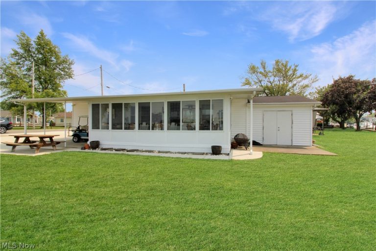1660 Compass Avenue, Port Clinton, OH, 43452