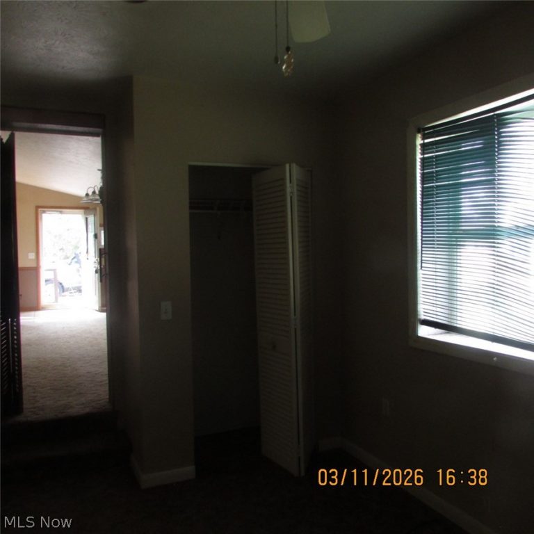 3098 Fowler Street, Cortland, OH - Photo 8