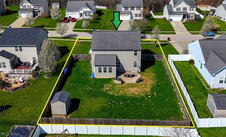 1225 Marsh Fern Lane, Akron, OH - Photo 2