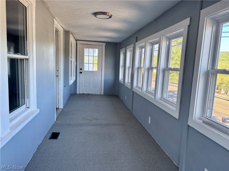 2258 Mogadore Road, Akron, OH - Photo 3