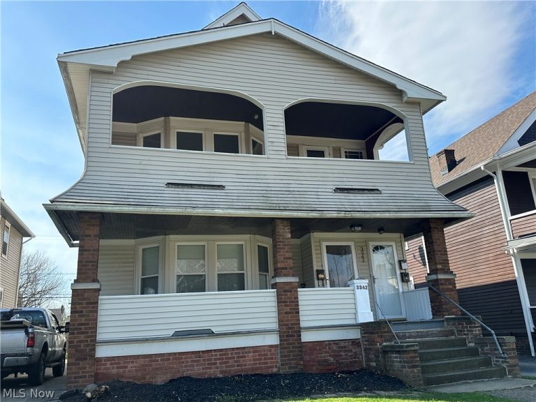 3342 Desota Avenue #2, Cleveland Heights, OH, 44118