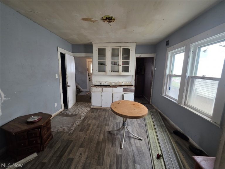 12025 Griffing Avenue, Cleveland, OH - Photo 6