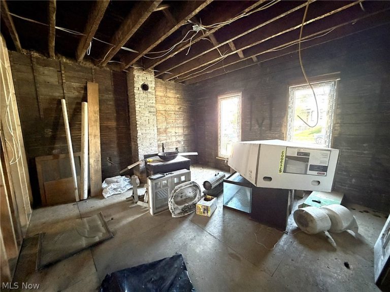 1346 54th Street, Cleveland, OH - Photo 8