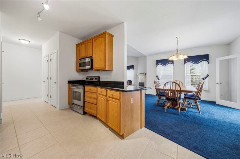 1021 Outrigger Cove, Painesville Twp, OH - Photo 4