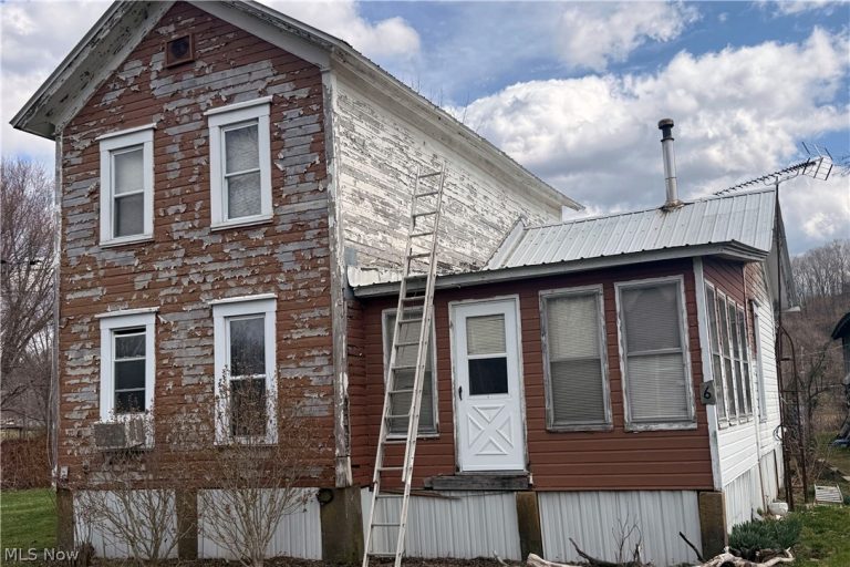 6 Electric Avenue, Belleville, WV, 26133