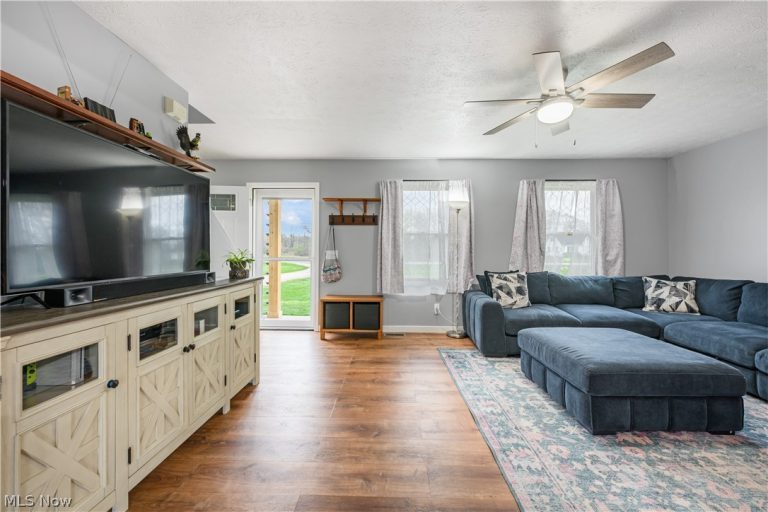 8451 Infirmary Road, Ravenna, OH - Photo 2