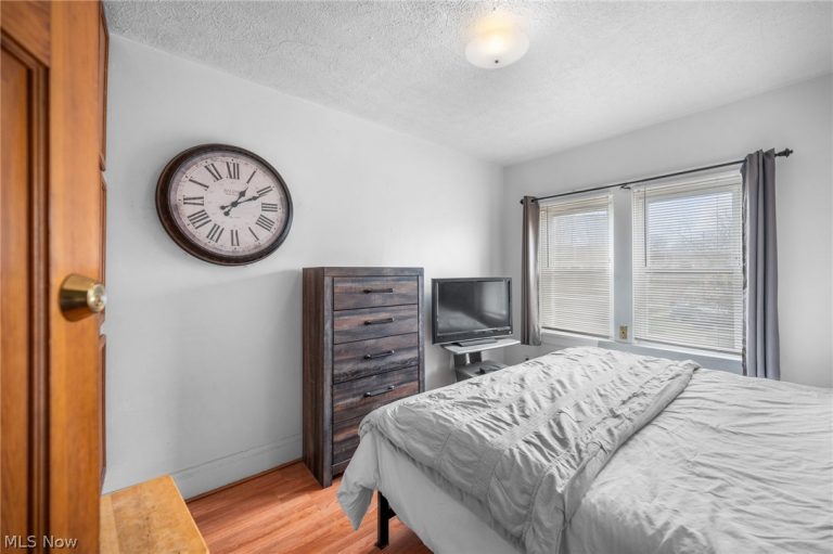 17705 Euclid Avenue, Cleveland, OH - Photo 8