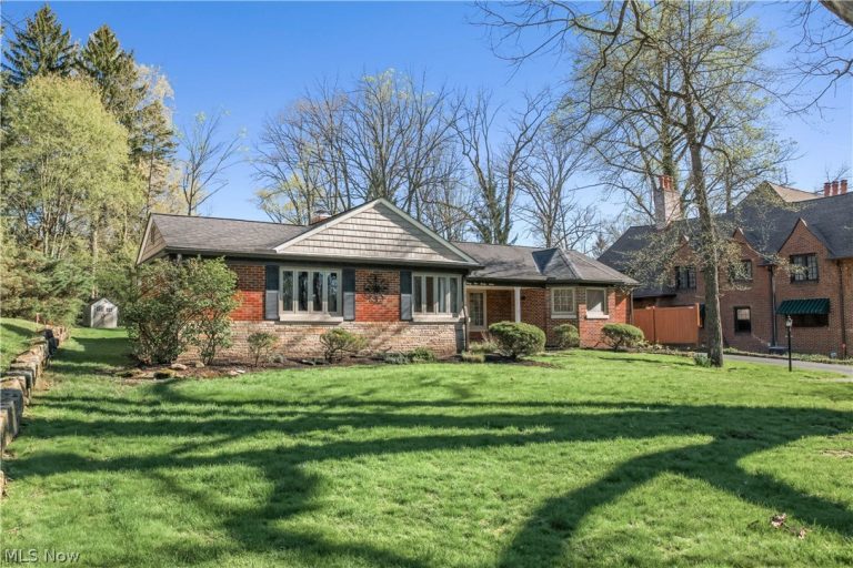 3127 Highland Drive, Silver Lake, OH, 44224