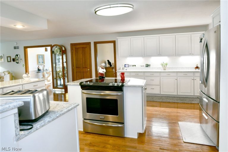 8965 South Street, Warren, OH - Photo 8