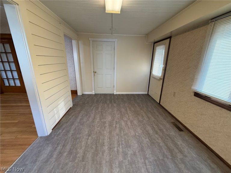 4717 Market Street, Boardman, OH - Photo 5