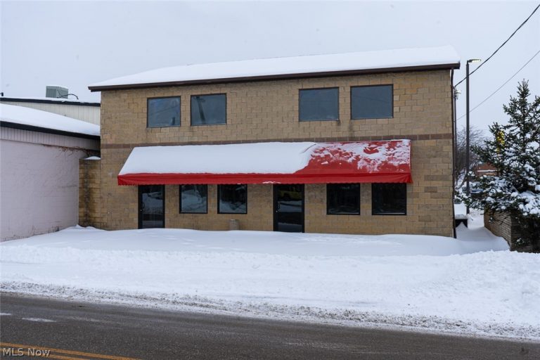 137 Federal Avenue, Massillon, OH - Photo 2