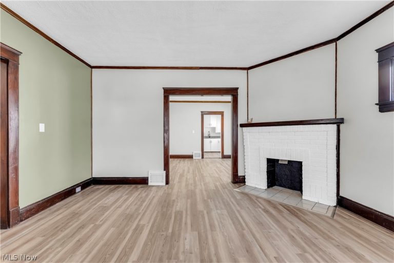 428 148th Street #1/DN, Cleveland, OH - Photo 6