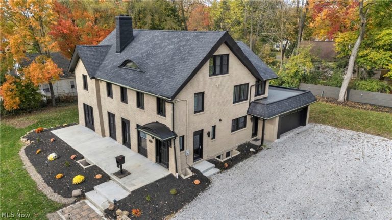 1555 Market Street, Akron, OH - Photo 2