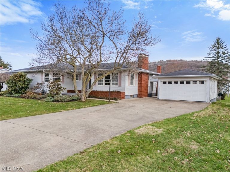 516 Main Street, Gnadenhutten, OH - Photo 2