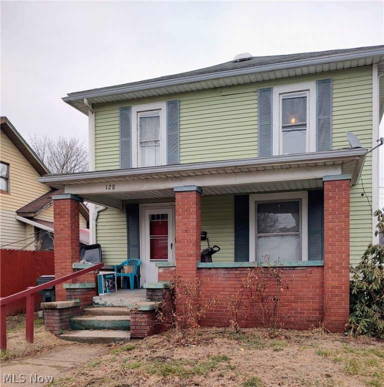 128 12th Street, Coshocton, OH, 43812