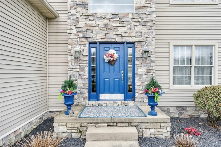 6554 Carolina Place, Poland, OH - Photo 5