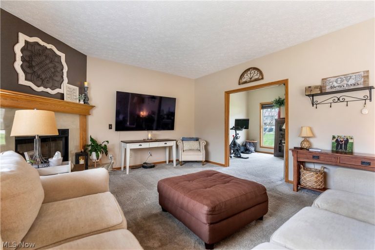 6962 Maple Glen Avenue, North Canton, OH - Photo 6