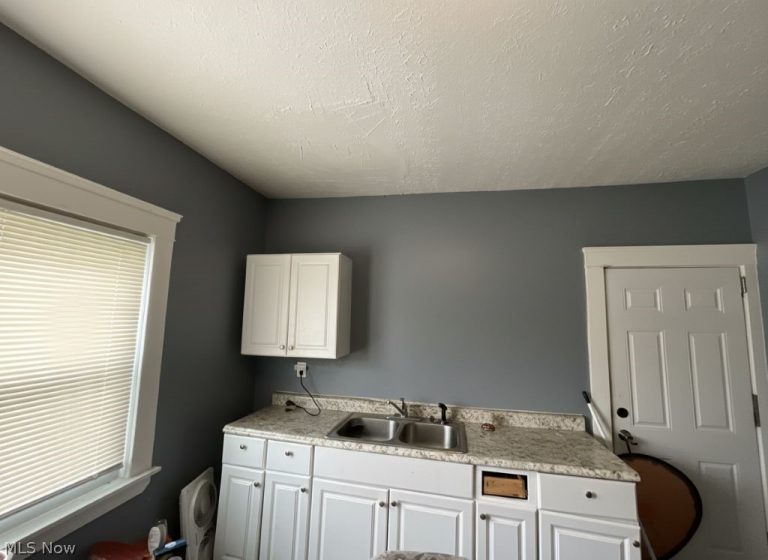 3568 118th Street, Cleveland, OH - Photo 8