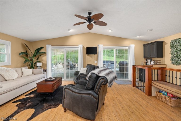 979 County Road 3006, Perrysville, OH - Photo 4