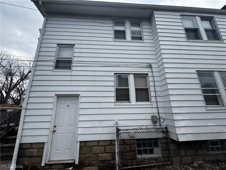 6814-6816 Bradley Avenue, Parma, OH - Photo 4