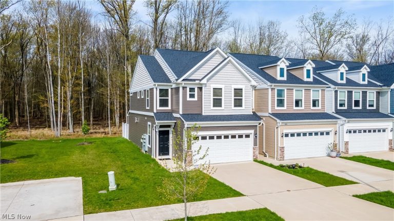 850 Parkside Drive, Westlake, OH - Photo 2