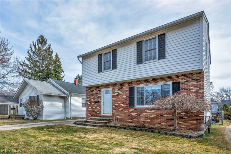 29136 Norman Avenue, Wickliffe, OH - Photo 2