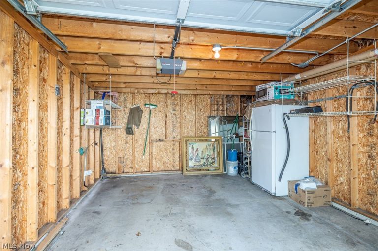 3268 142nd Street, Cleveland, OH - Photo 4