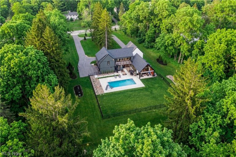 4320 Lander Road, Orange Village, OH - Photo 5
