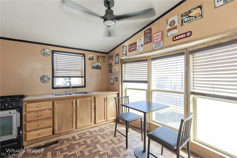 6610 Lear Nagle Road #33, North Ridgeville, OH - Photo 8