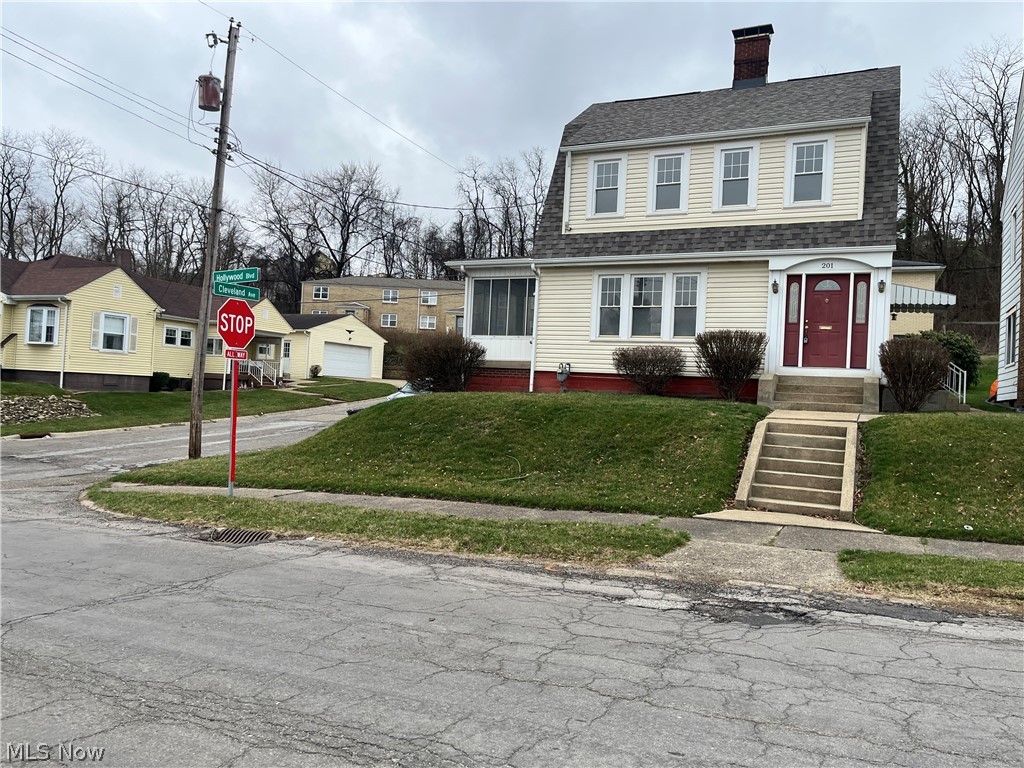 201 Hollywood Boulevard, Steubenville, OH