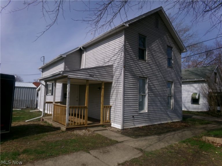 307 12th Street, Coshocton, OH, 43812
