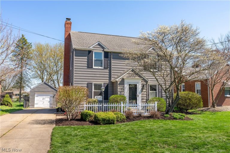 3210 Martindale Road, Canton, OH, 44714