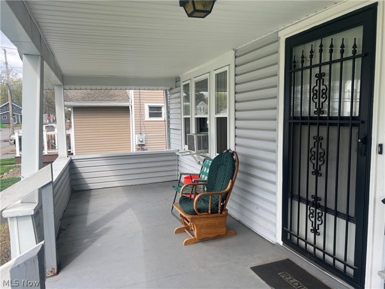 1365 Prospect Street, Barberton, OH - Photo 5