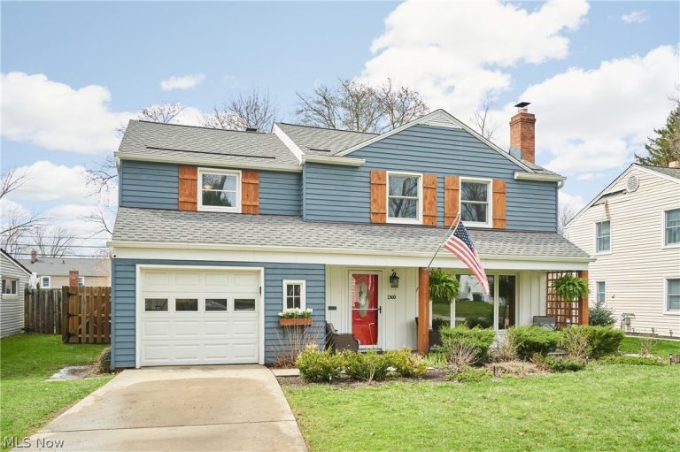 1360 Croyden Road, Lyndhurst, OH, 44124