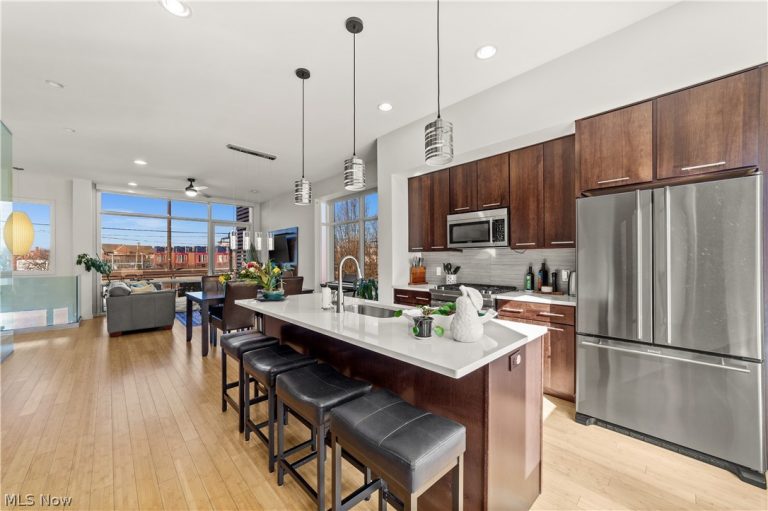 1881 119th Street, Cleveland, OH - Photo 3