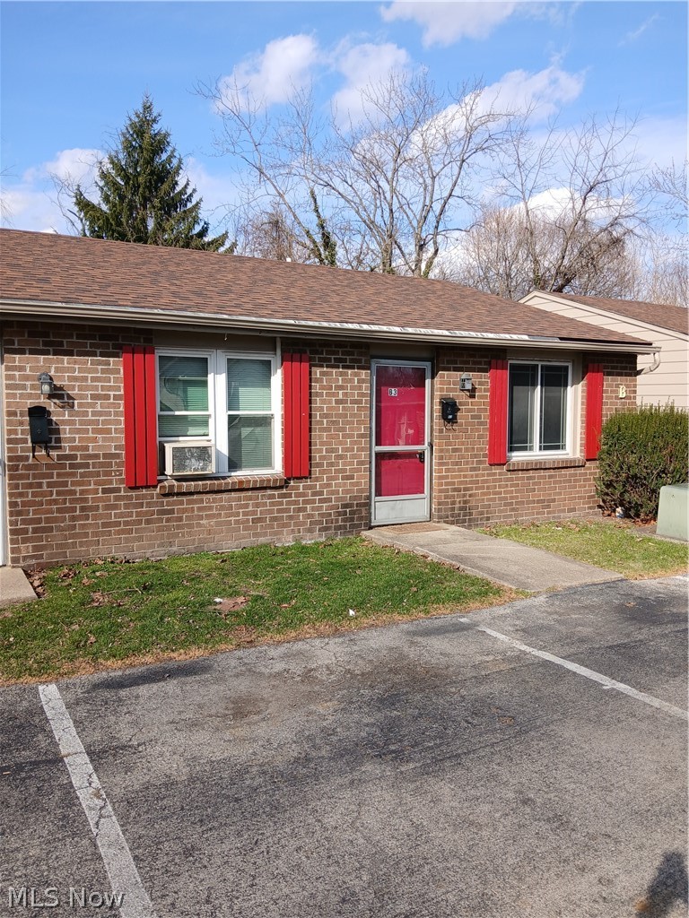 31 Elm Street #B3, Struthers, OH, 44471