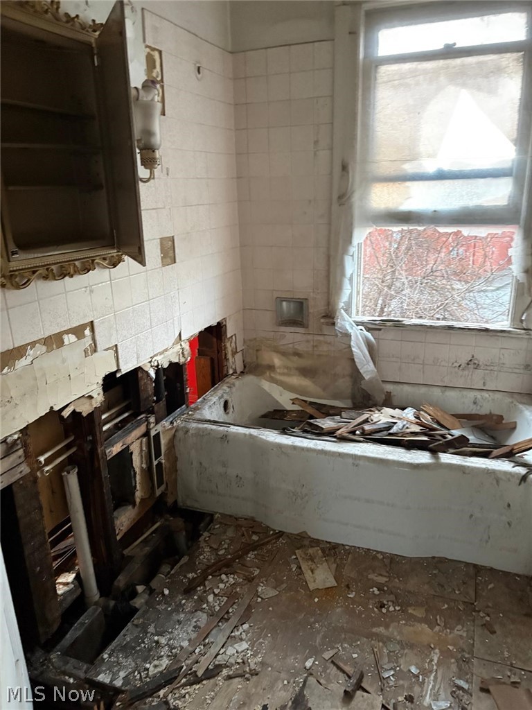 5611 Grand Avenue, Cleveland, OH - Photo 8