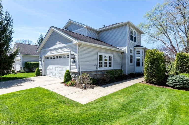 310 Blossom Lane, Orange, OH, 44022