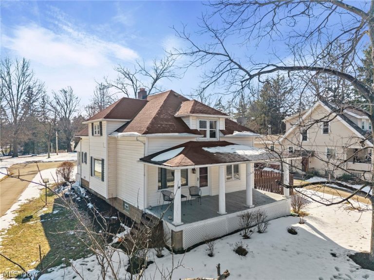 6312 Pleasant Valley Road, Independence, OH - Photo 2