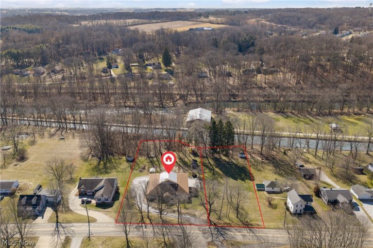 841 Canal Street, Canal Fulton, OH - Photo 3